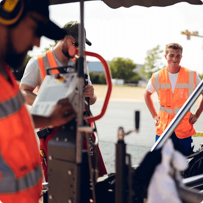 Mitarbeiter-Strassenbau